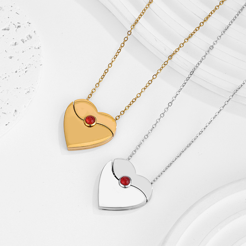 Letdiffery Personalized Heart  - Birth Flower Necklace 评论和价格