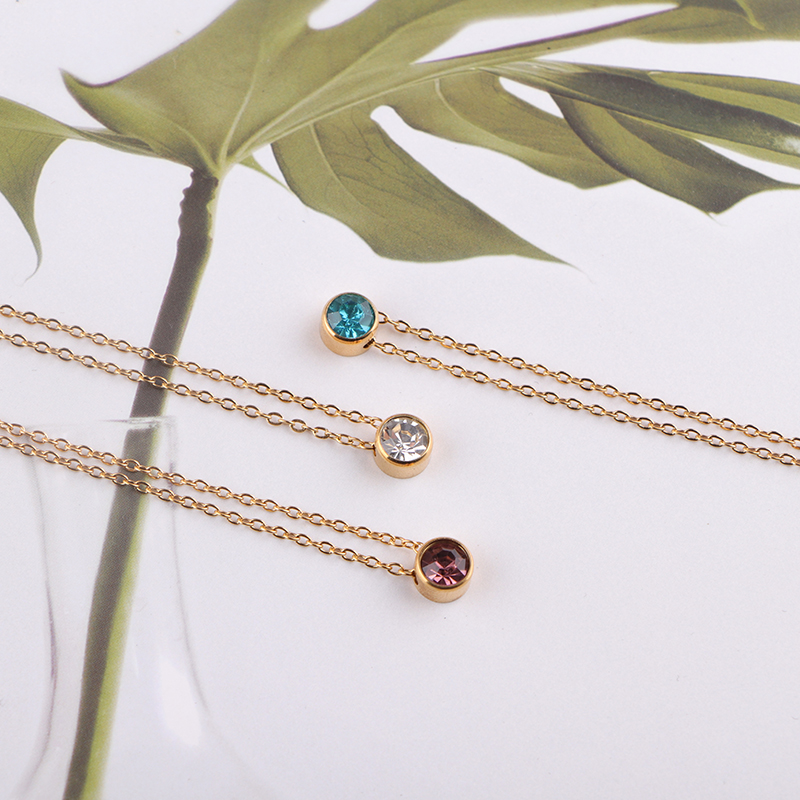 Stainless Steel 12 Birthstones - Birth Flower Necklace 评论和价格